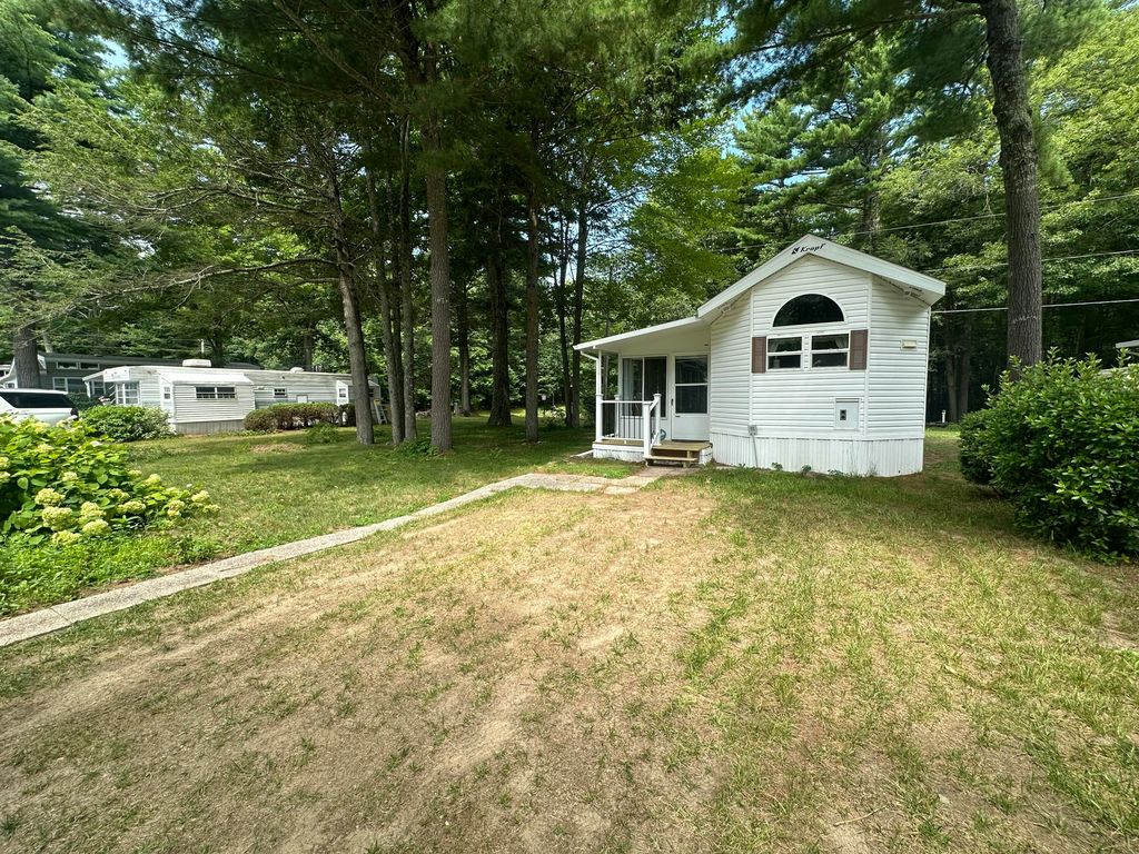150 Chapel Road 111, Wells, ME 04090 — exterior