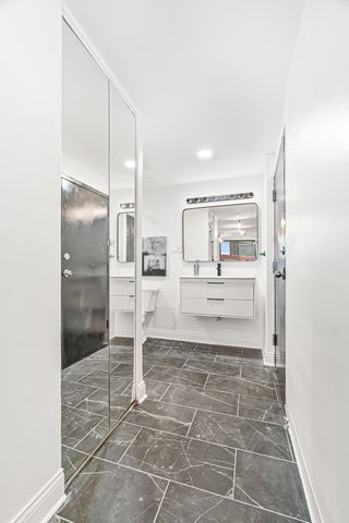 1221 N DEARBORN Street PH8S, Chicago, IL 60610