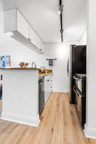 1221 N DEARBORN Street PH8S, Chicago, IL 60610