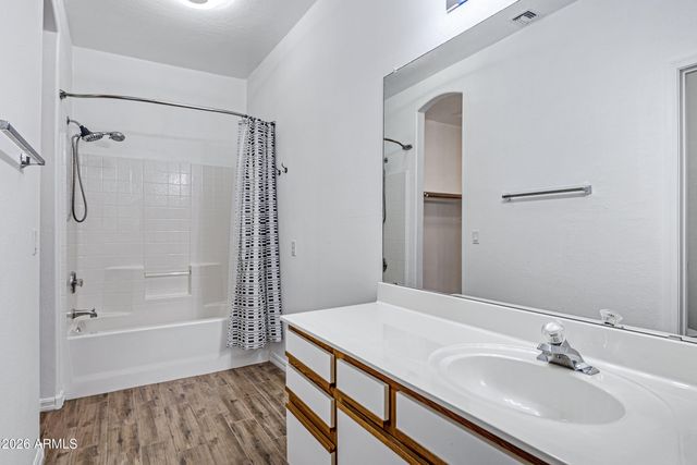 1650 S CRISMON Road 86, Mesa, AZ 85209