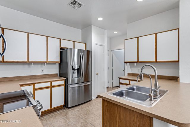 1650 S CRISMON Road 86, Mesa, AZ 85209