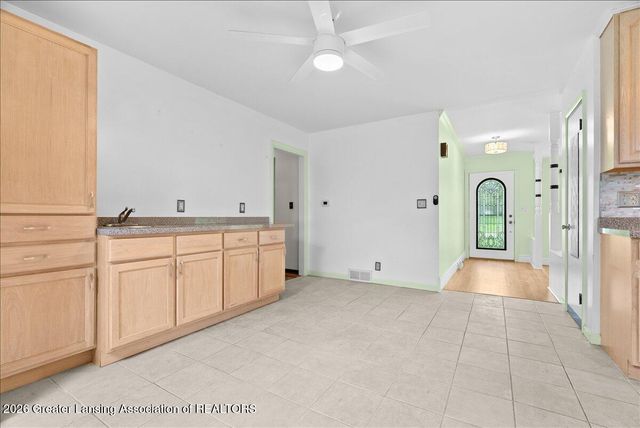 12936 Legend Drive, Grand Ledge, MI 48837