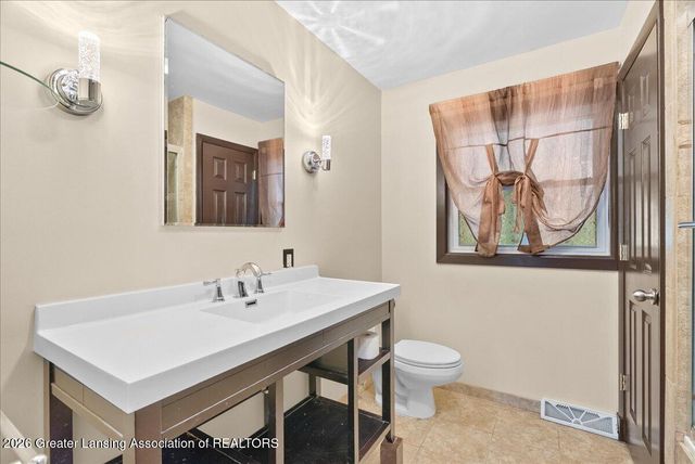 12936 Legend Drive, Grand Ledge, MI 48837