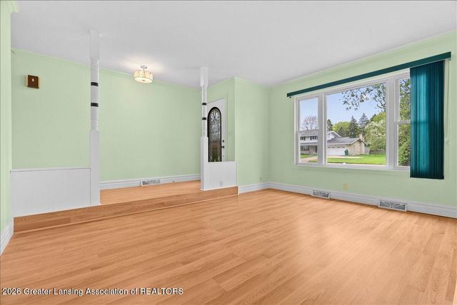 12936 Legend Drive, Grand Ledge, MI 48837