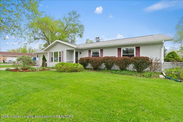 12936 Legend Drive, Grand Ledge, MI 48837