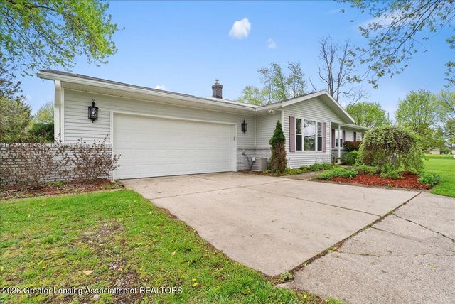 12936 Legend Drive, Grand Ledge, MI 48837