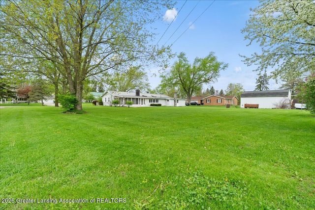 12936 Legend Drive, Grand Ledge, MI 48837