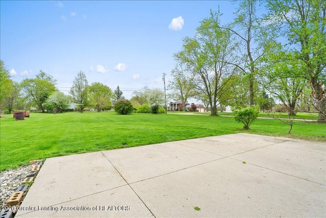 12936 Legend Drive, Grand Ledge, MI 48837