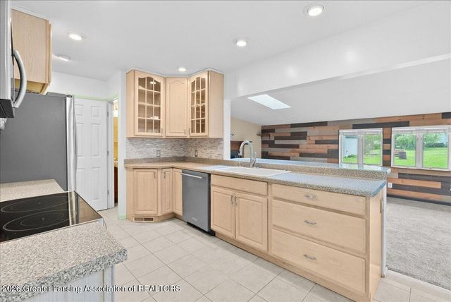 12936 Legend Drive, Grand Ledge, MI 48837