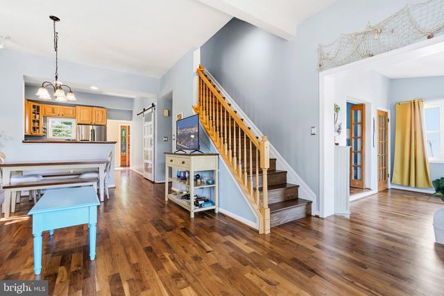 1260 HILLSIDE RD, Pasadena, MD 21122