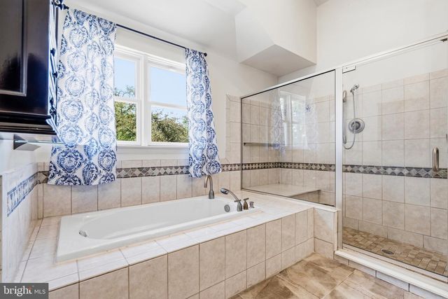 1260 HILLSIDE RD, Pasadena, MD 21122