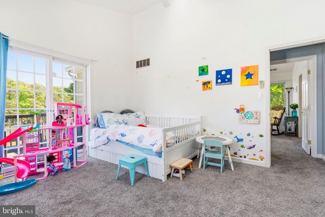 1260 HILLSIDE RD, Pasadena, MD 21122