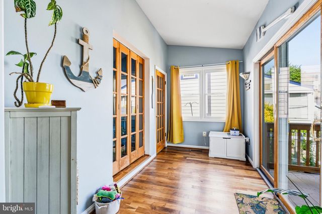 1260 HILLSIDE RD, Pasadena, MD 21122