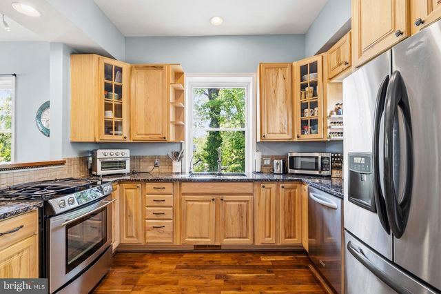 1260 HILLSIDE RD, Pasadena, MD 21122