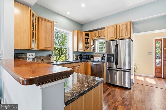 1260 HILLSIDE RD, Pasadena, MD 21122