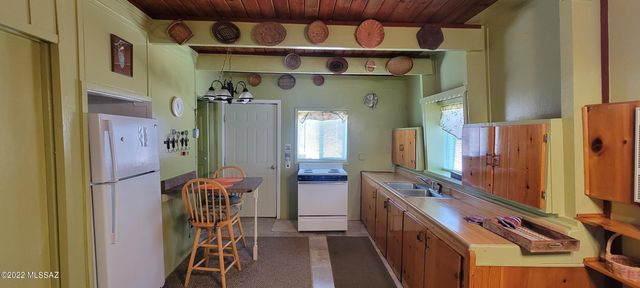 3399 Red Stag Road, Pearce, AZ 85625