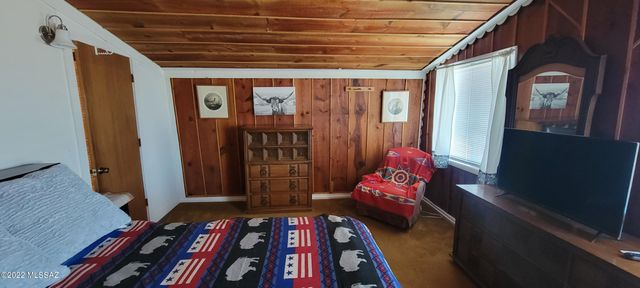 3399 Red Stag Road, Pearce, AZ 85625