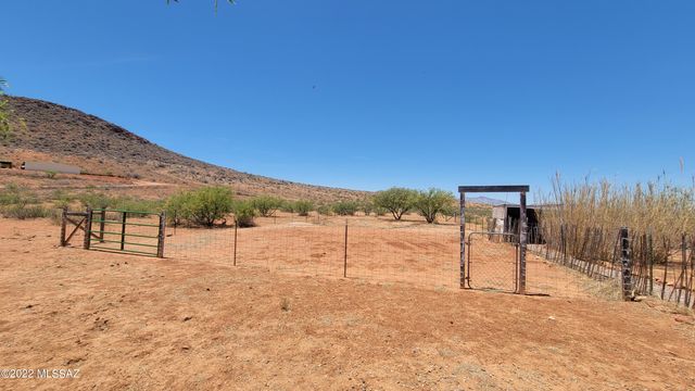 3399 Red Stag Road, Pearce, AZ 85625