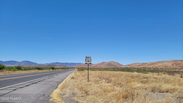 3399 Red Stag Road, Pearce, AZ 85625