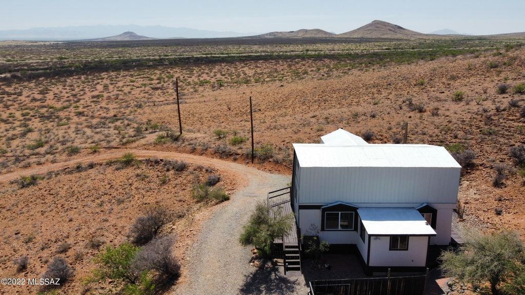 3399 Red Stag Road, Pearce, AZ 85625
