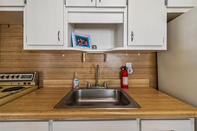 2847 10TH AVENUE N, St Petersburg, FL 33713