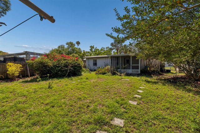 2847 10TH AVENUE N, St Petersburg, FL 33713