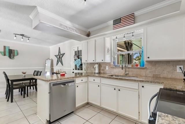 15816 Ramsey Road, Crosby, TX 77532