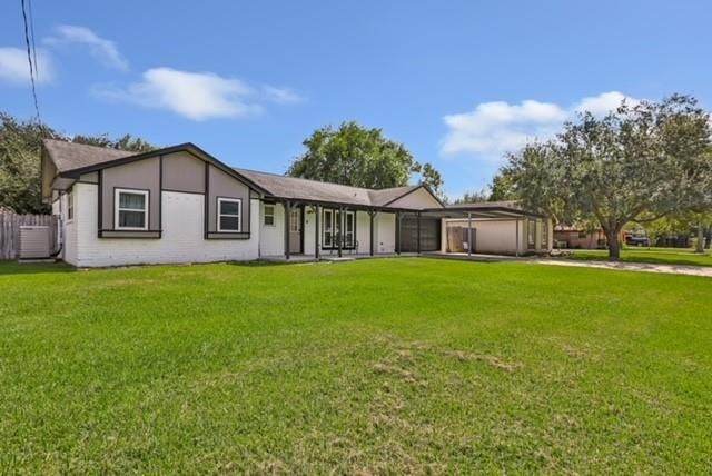 15816 Ramsey Road, Crosby, TX 77532