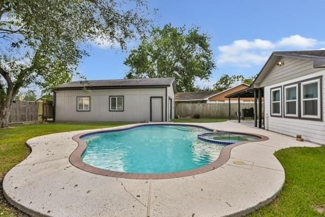 15816 Ramsey Road, Crosby, TX 77532