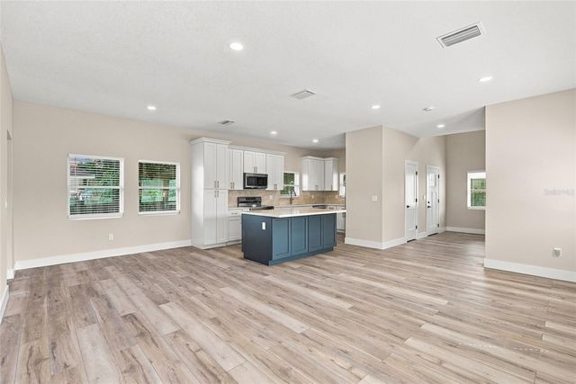 1002 E OSBORNE AVENUE, Tampa, FL 33603