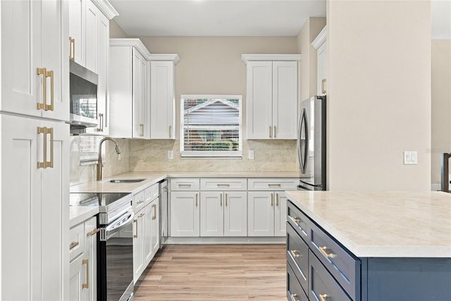 1002 E OSBORNE AVENUE, Tampa, FL 33603