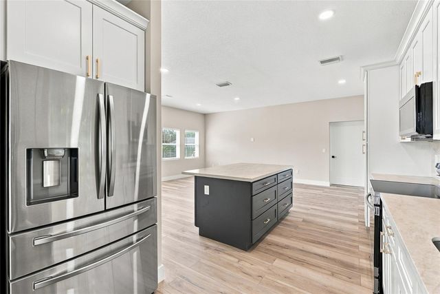 1002 E OSBORNE AVENUE, Tampa, FL 33603
