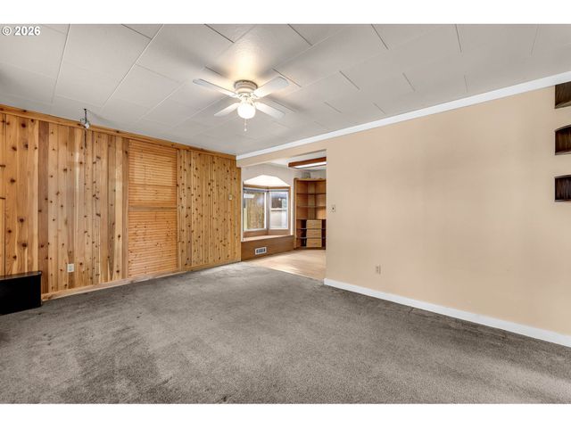 3103 Ne 49TH St, Vancouver, WA 98663