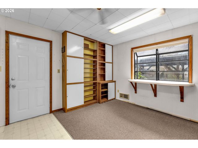 3103 Ne 49TH St, Vancouver, WA 98663