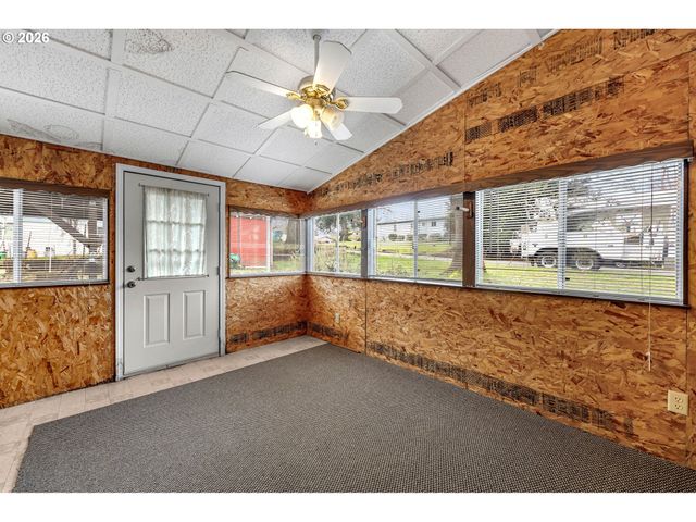 3103 Ne 49TH St, Vancouver, WA 98663