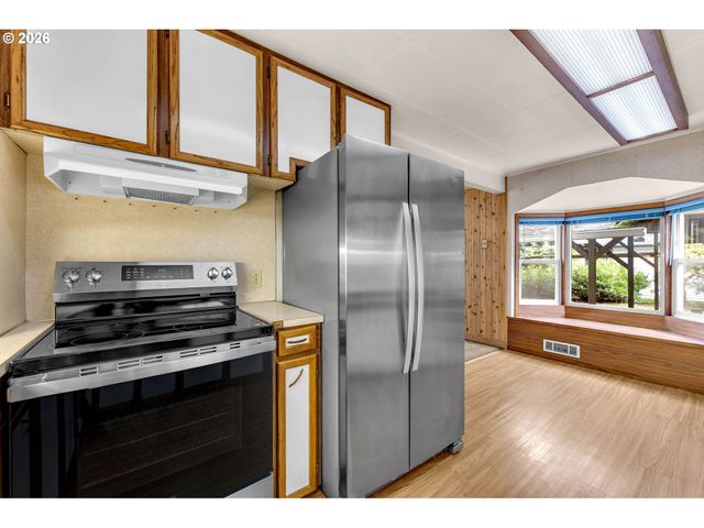 3103 Ne 49TH St, Vancouver, WA 98663