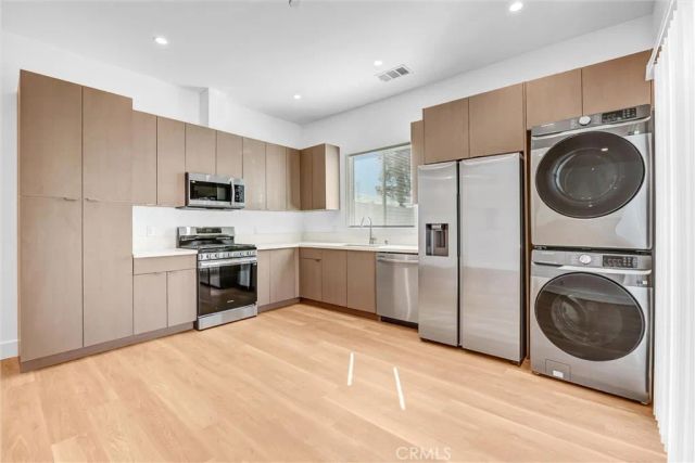 18223 Chatsworth, Northridge, CA 91326