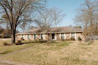 146 Forest Ridge Drive, Brandon, MS 39042