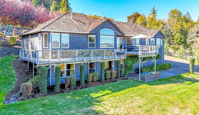 5705 51st Avenue Ct E, Tacoma, WA 98443