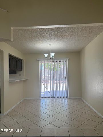 12000 IVORY GATE Way, El Paso, TX 79936