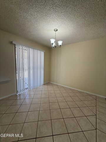 12000 IVORY GATE Way, El Paso, TX 79936