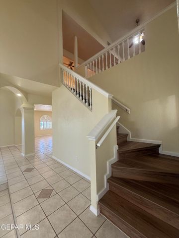 12000 IVORY GATE Way, El Paso, TX 79936