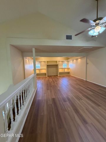 12000 IVORY GATE Way, El Paso, TX 79936