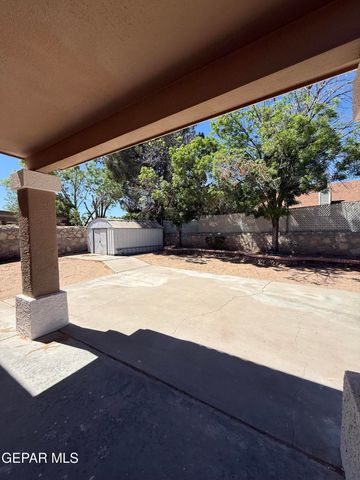 12000 IVORY GATE Way, El Paso, TX 79936