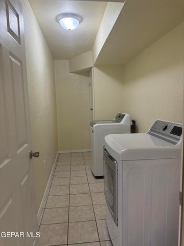 12000 IVORY GATE Way, El Paso, TX 79936