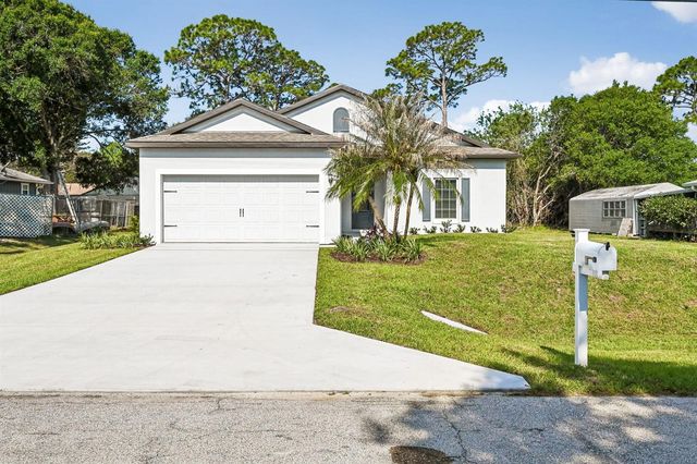 5901 Raintree Trail, Fort Pierce, FL 34982