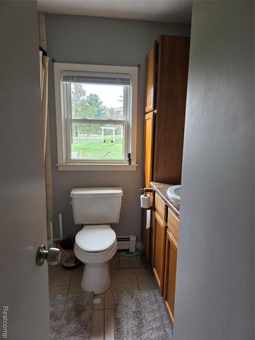 1135 W M 36, Pinckney, MI 48169