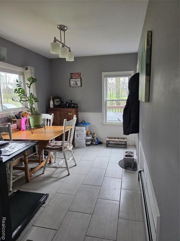 1135 W M 36, Pinckney, MI 48169