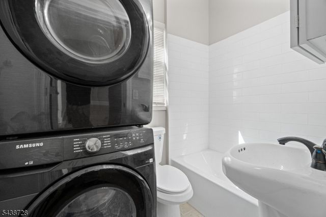 201 Watchung Ave, West Orange Twp., NJ 07052