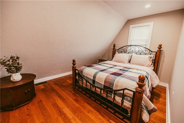 1385 Island Cottage Road, Greece, NY 14612